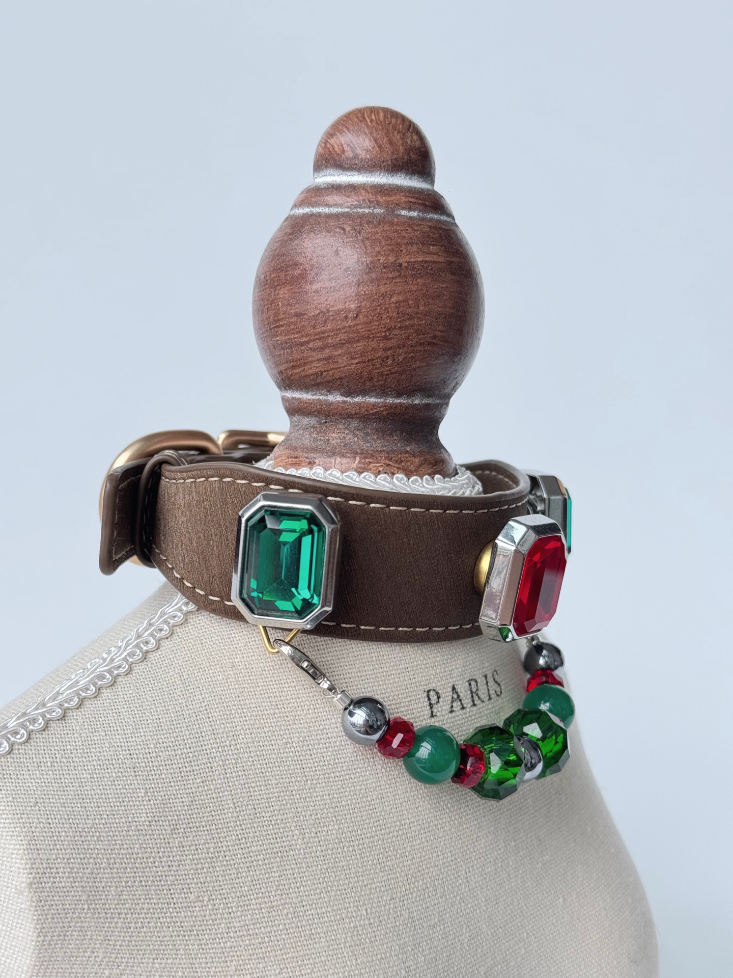 Evergreen Jewel Pet Collar · view 100263-02