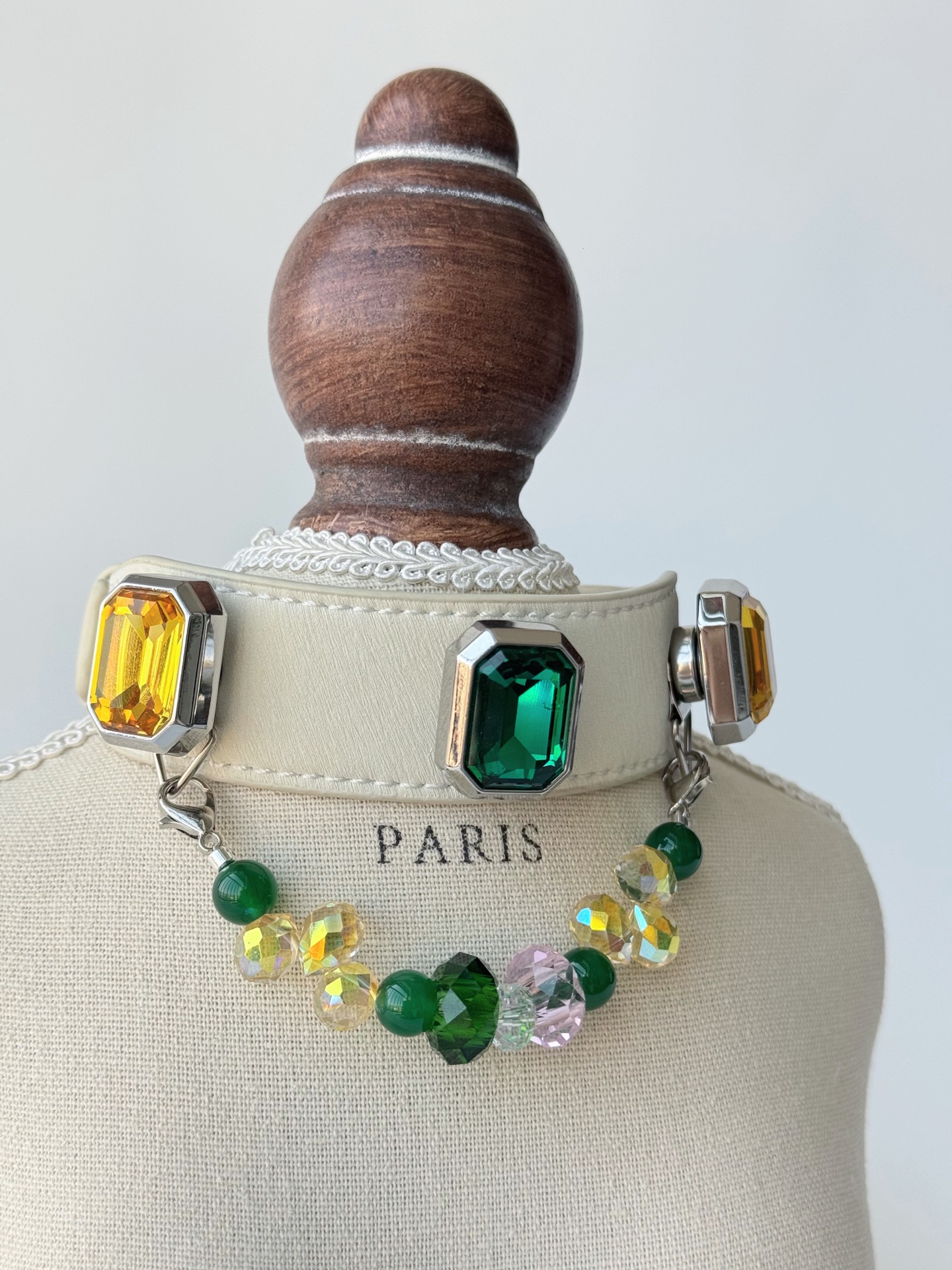 Green Blush Jewel Pet Collar · view 100293-02