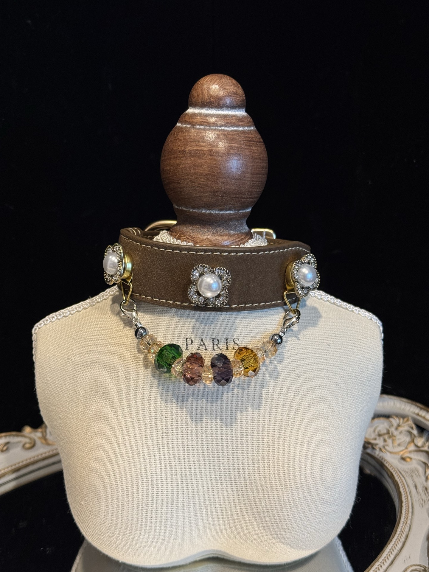 Jewel Garden Pet Collar · view 100327-01
