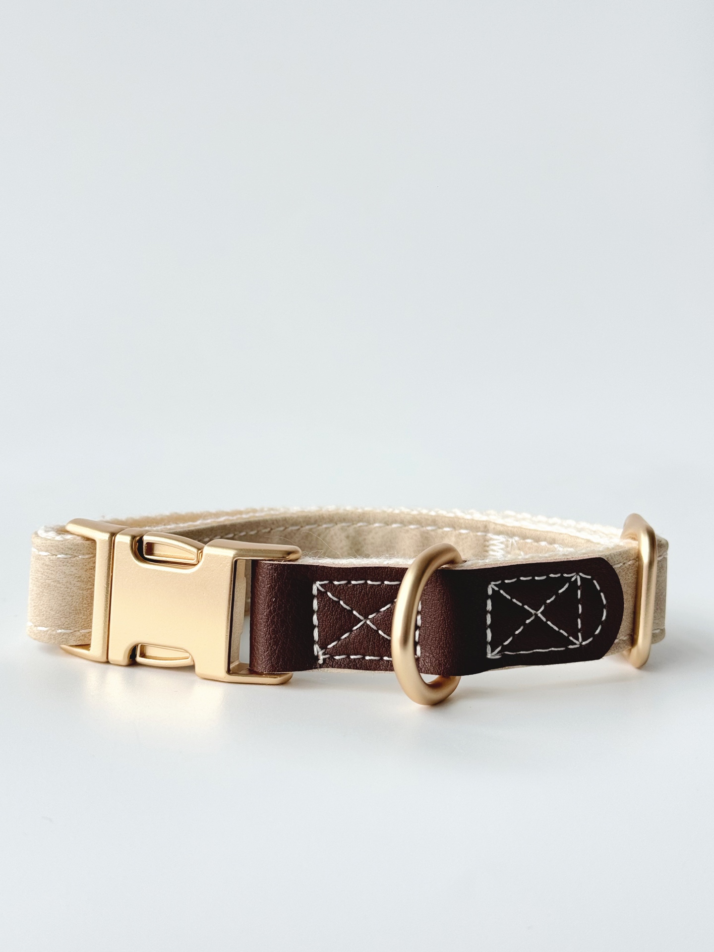 Feather Buckle Collar · view 100353-07
