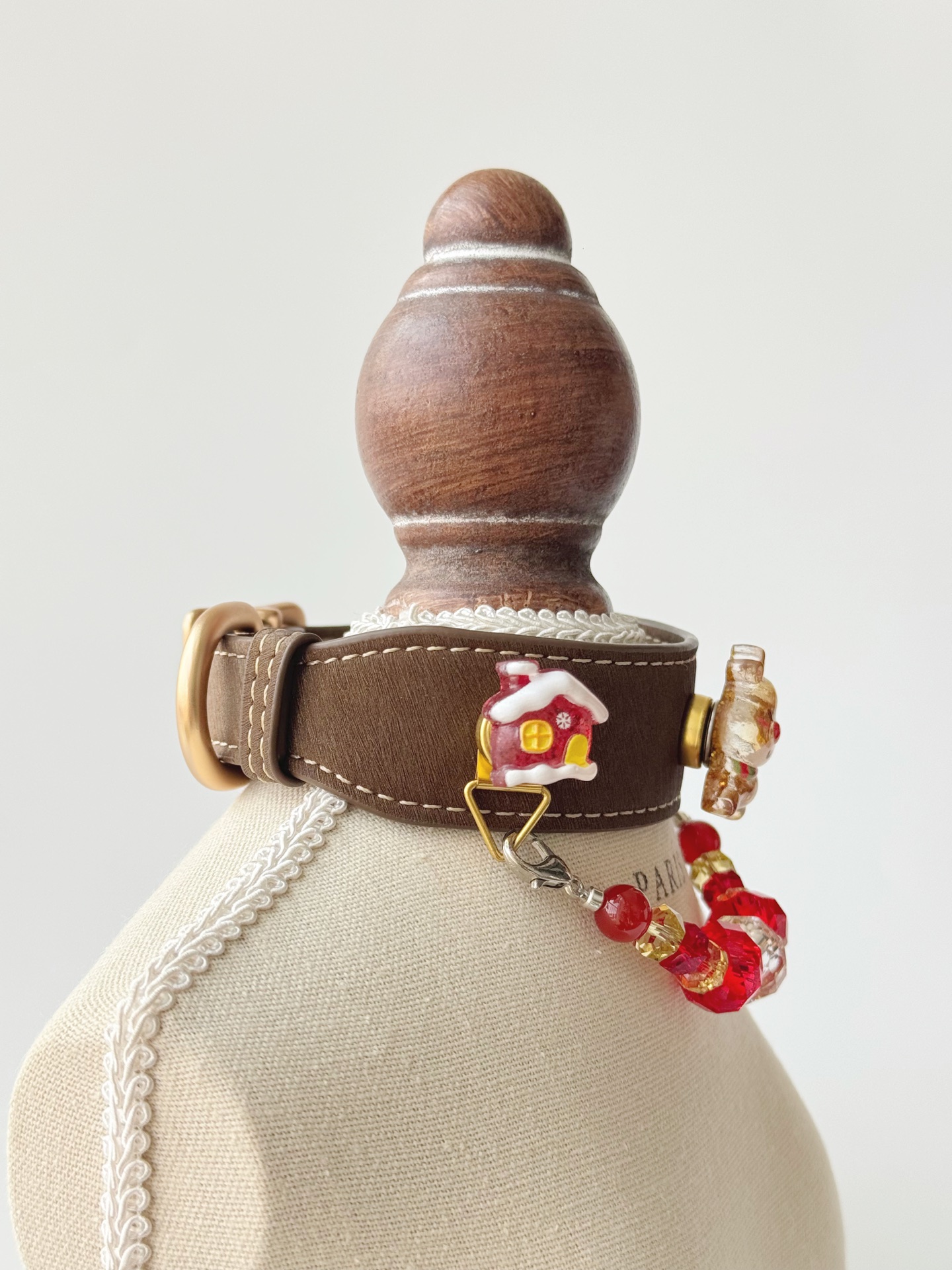 Christmas Cranberry Pet Collar · view 100370-02