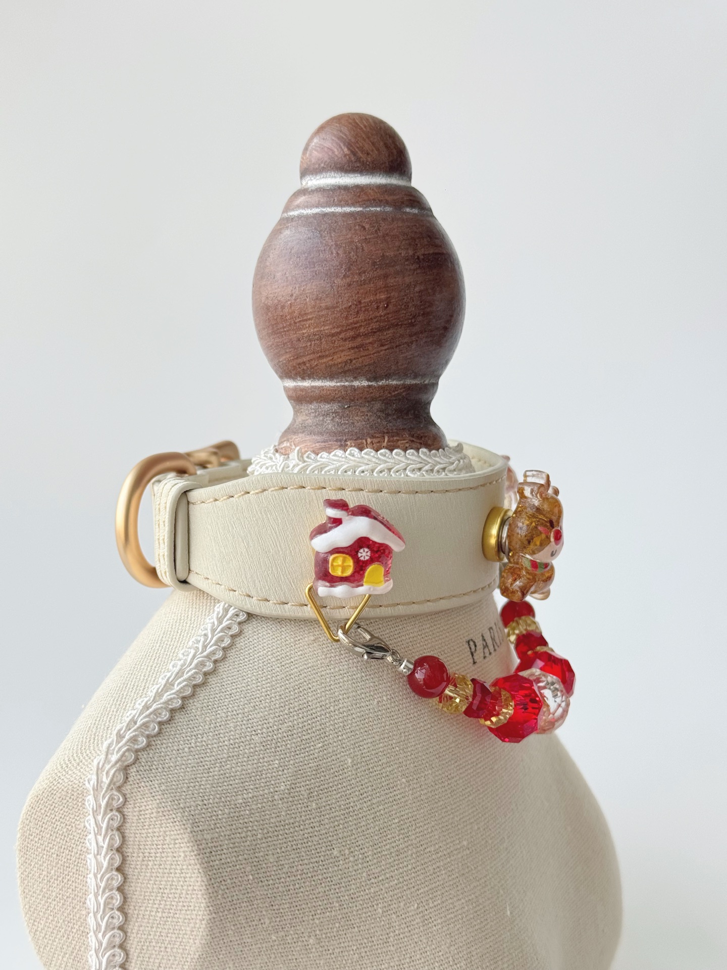 Christmas Cranberry Pet Collar · view 100372-02