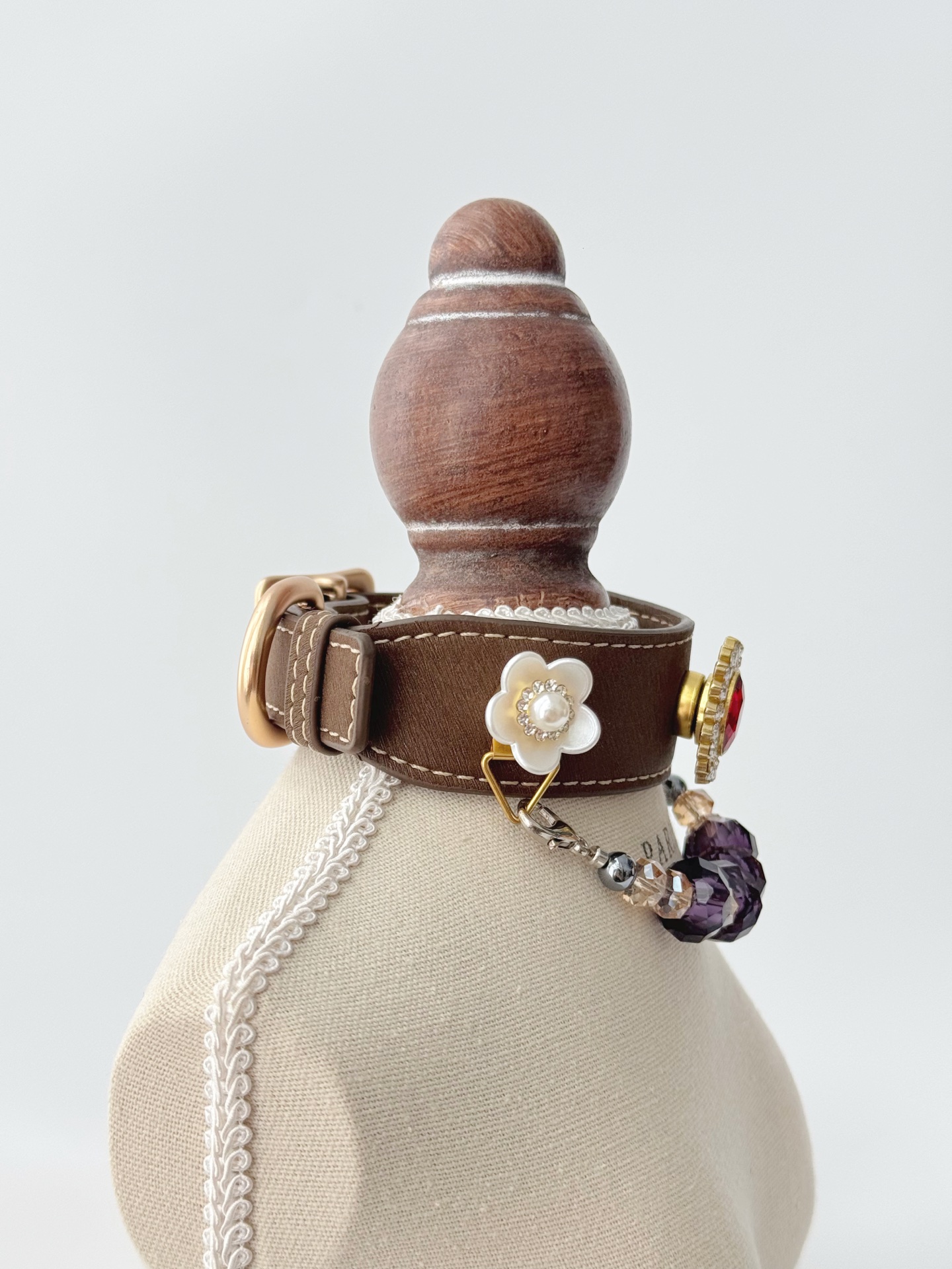 Violet Champagne Pet Collar · view 100396-02