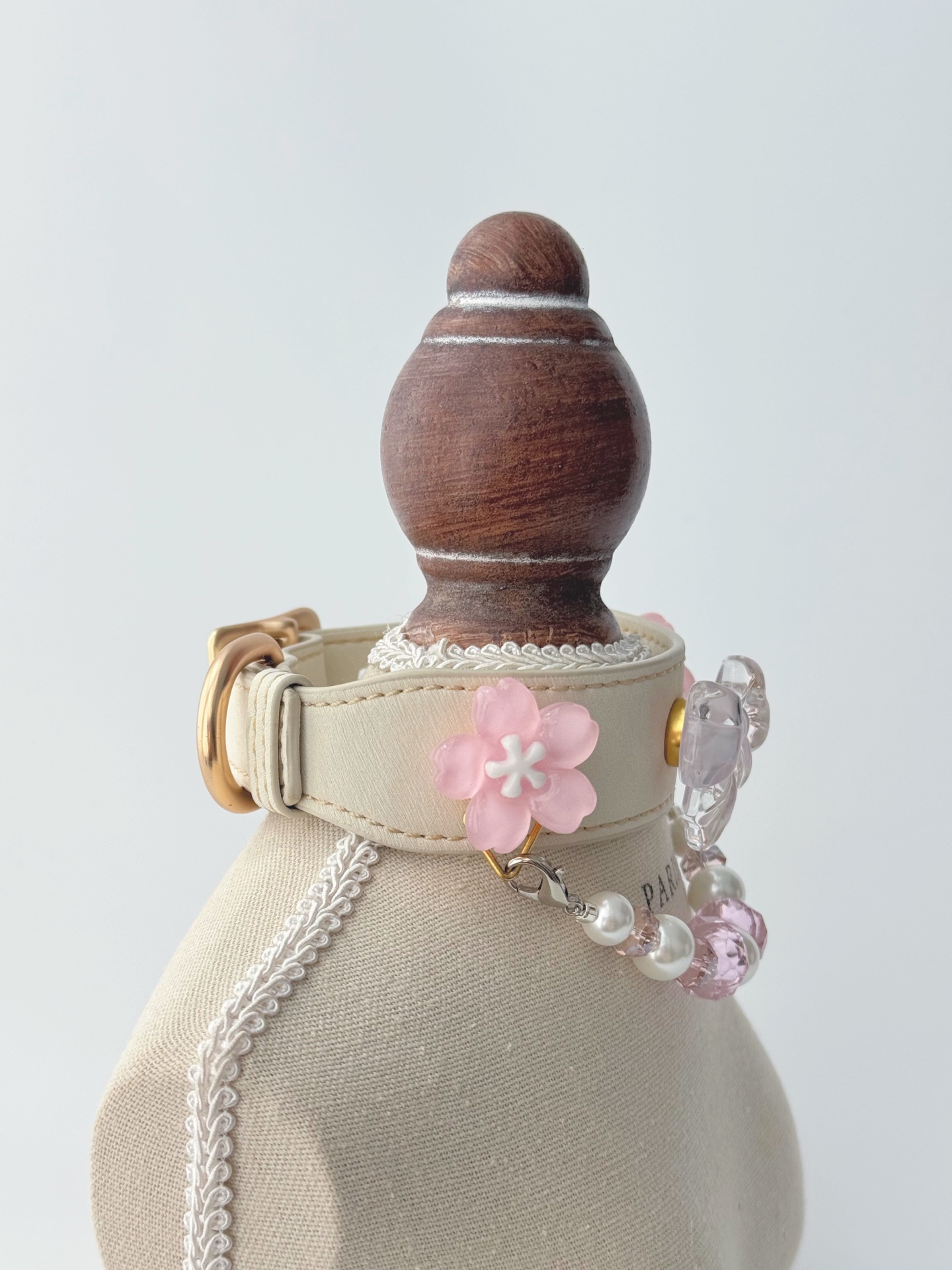 Petal & Pearl Pet Collar · view 100397-02